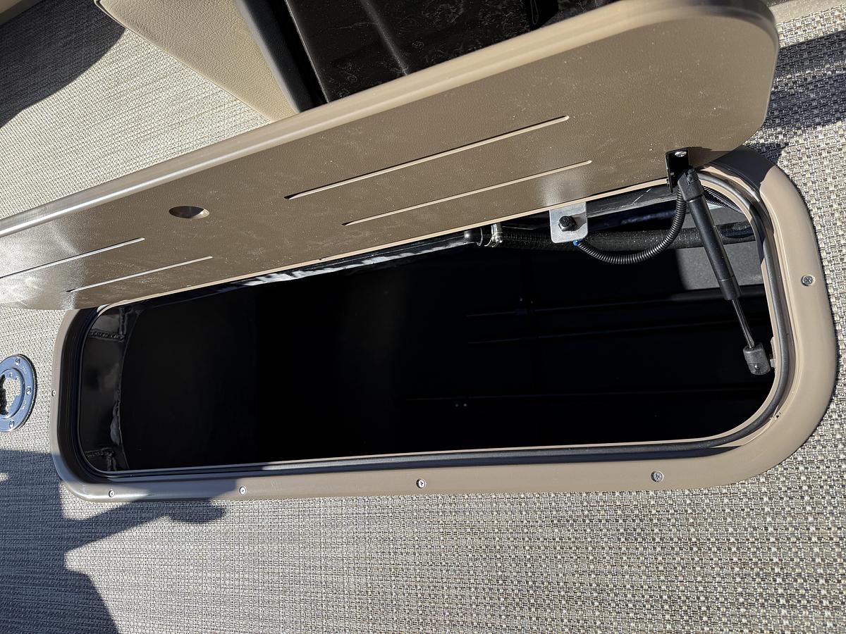 2026 Veranda VR235F2