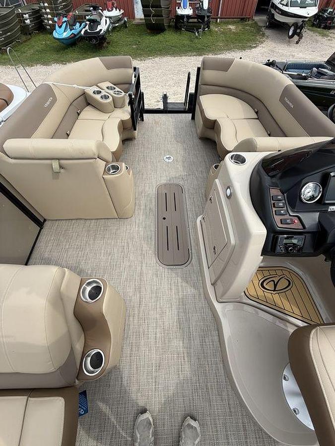 2025 Veranda VF22F2 Luxury Tri-Toon