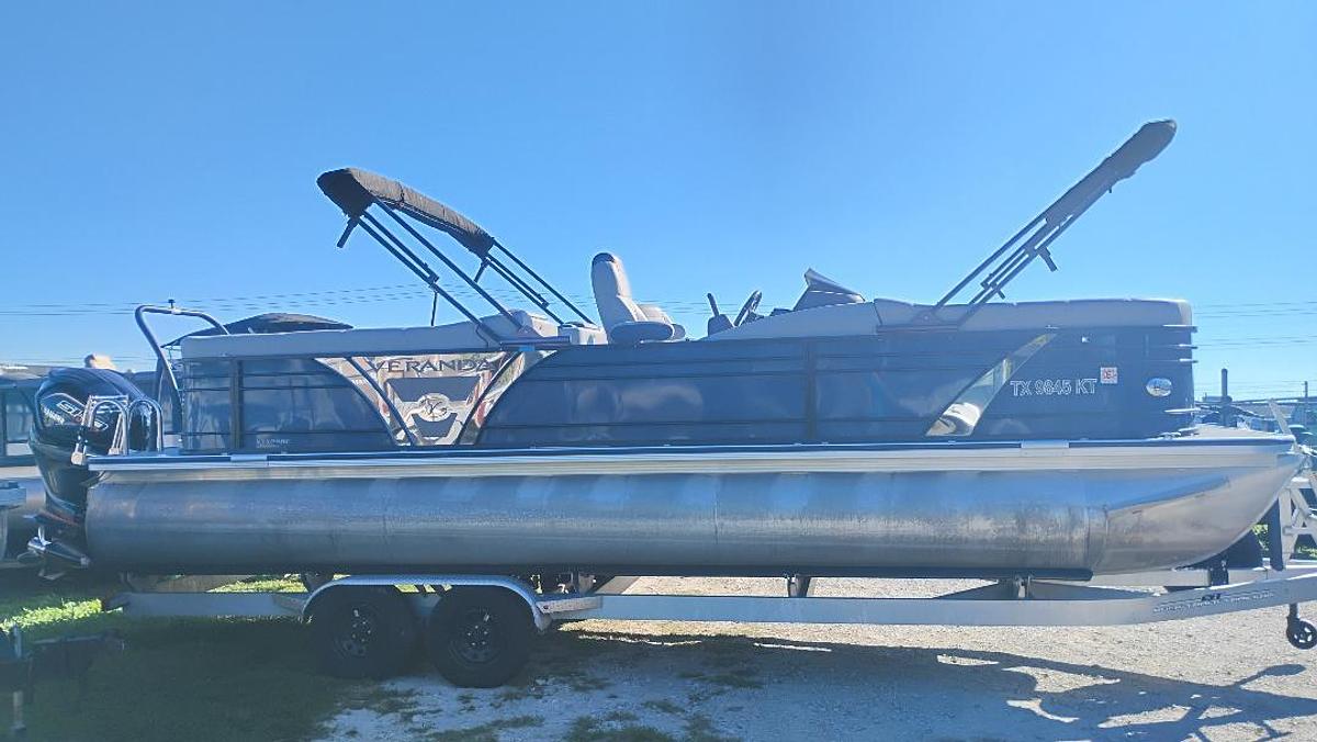 Used 2022 Veranda VTX25RC