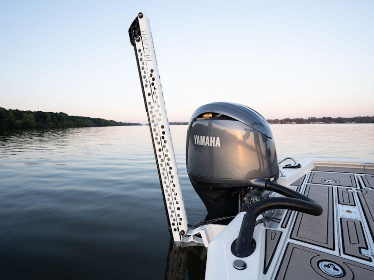 2025 Avid Boats 21 Fusion Base