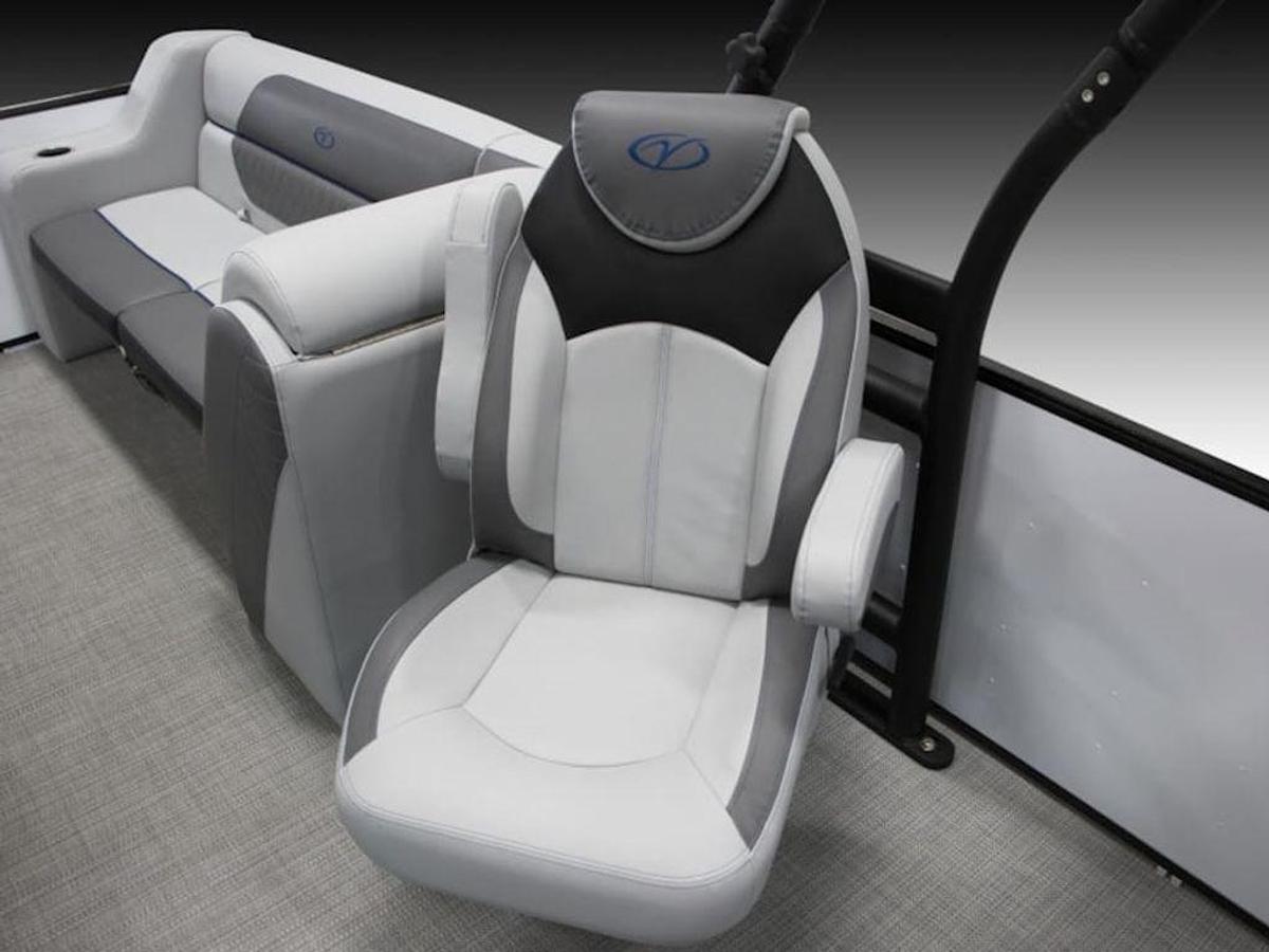 2025 Veranda VS25RC Tri-Toon