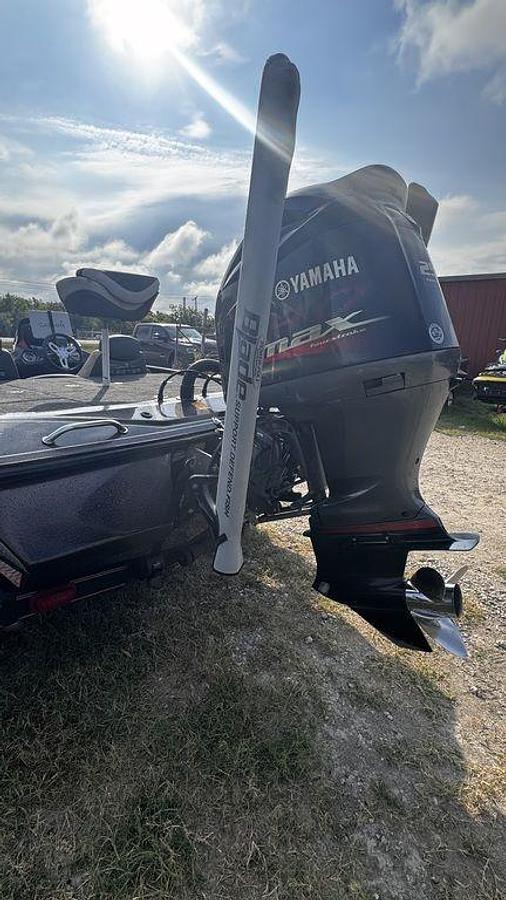 Used 2017 Skeeter ZX250