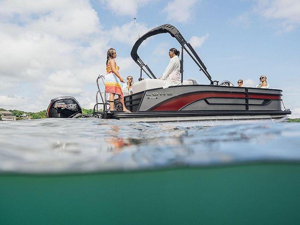 2026 Lowe Boats SF212 WT Base