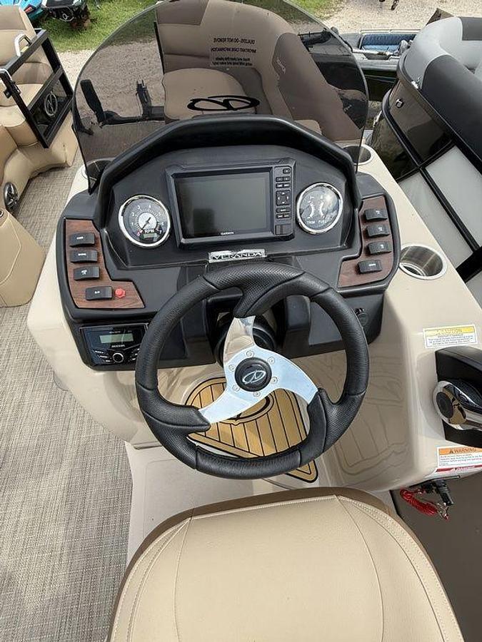 2025 Veranda VF22F2 Luxury Tri-Toon