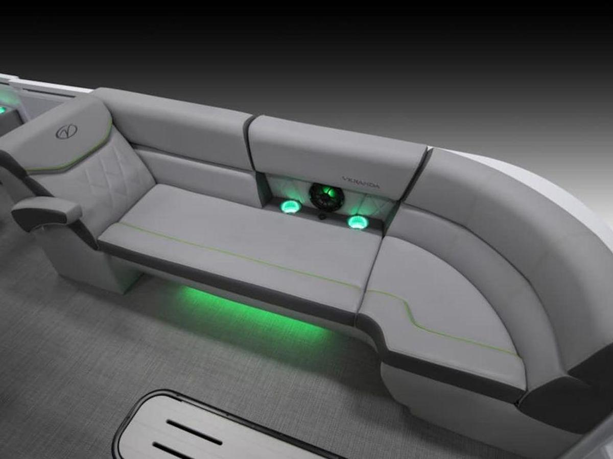 2025 Veranda VX25VL Luxury Tri-Toon