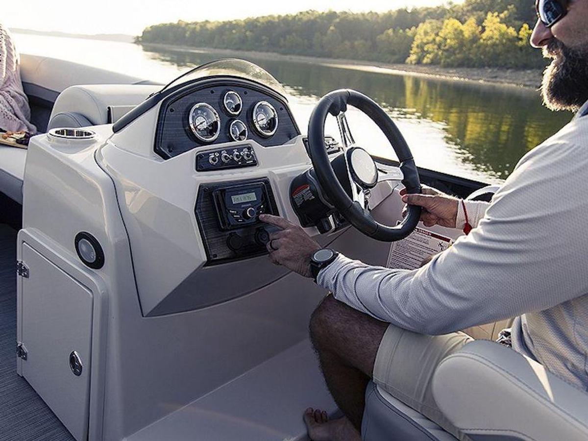 2026 Lowe Boats SS 230 WT TL