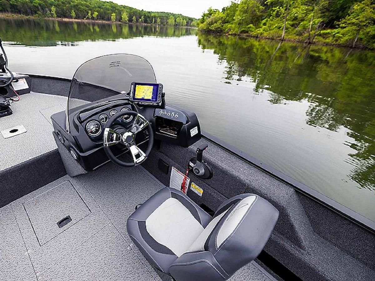 2026 Lowe Boats FM 1775 SC Base