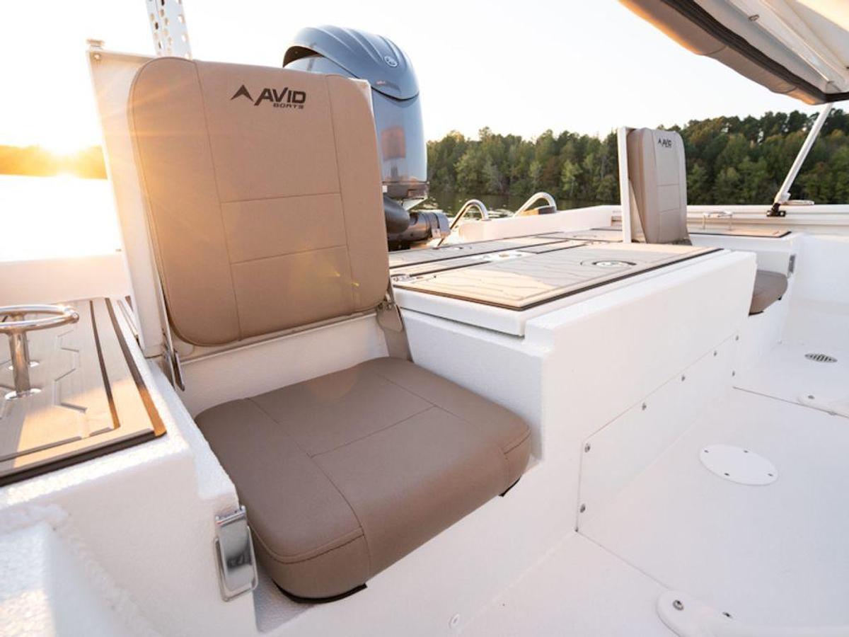 2025 Avid Boats 21 Fusion Base