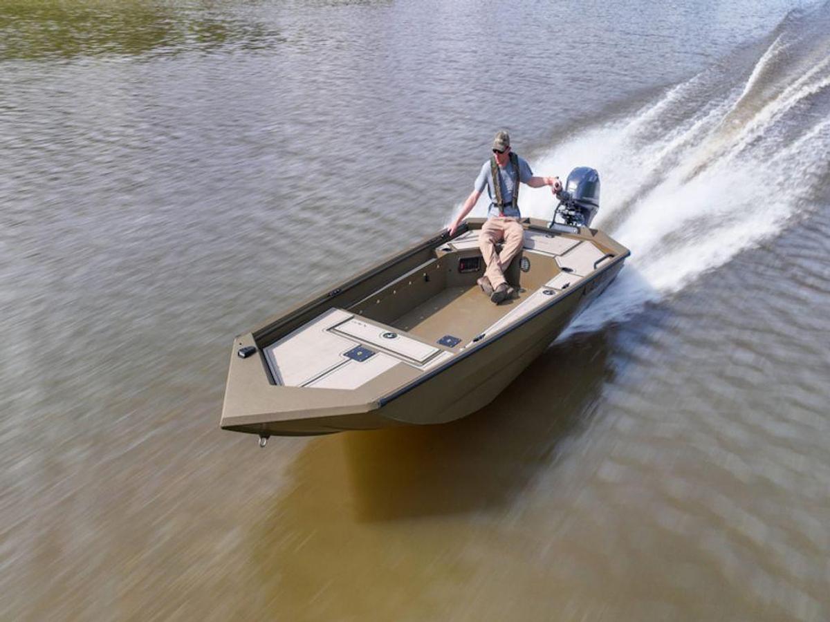 2025 Avid Boats 16 Commander Base