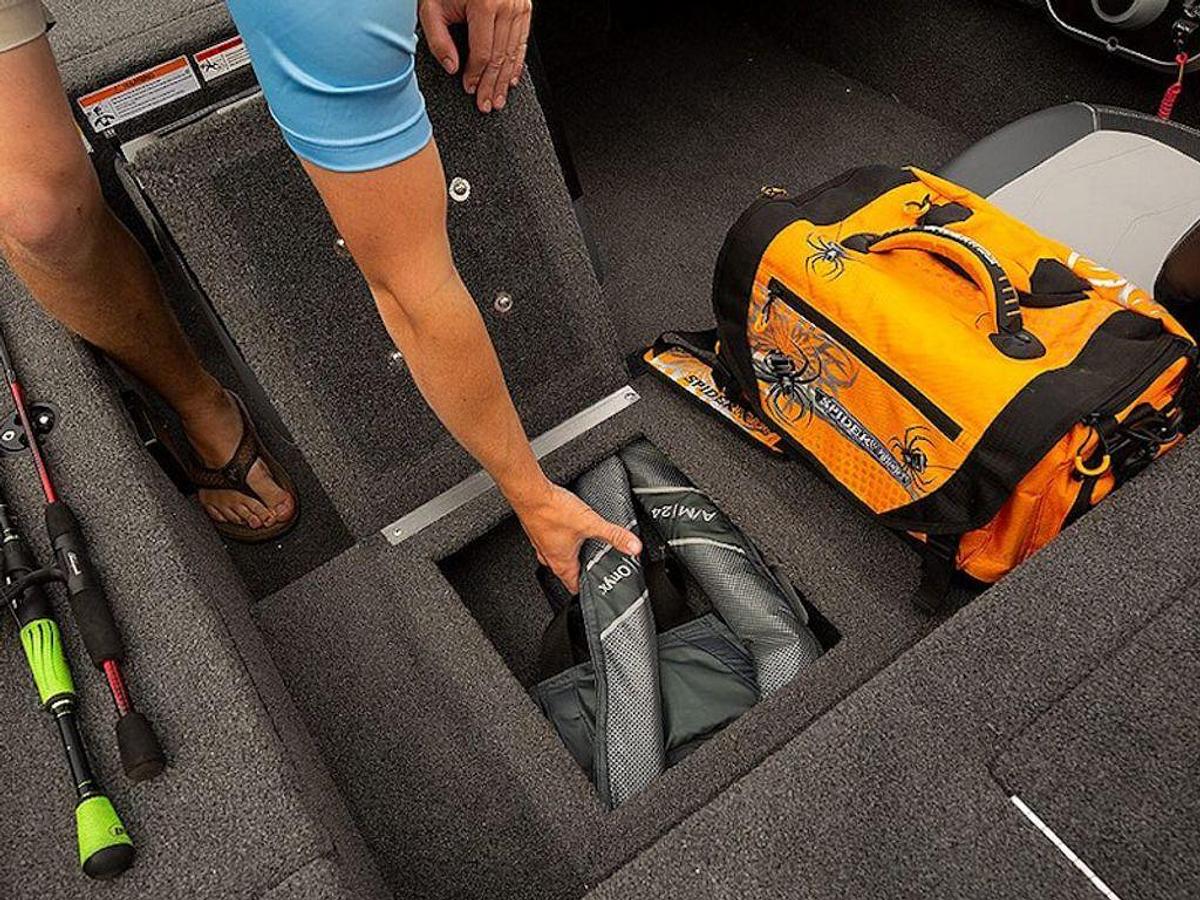 2026 Lowe Boats Skorpion 17 Base