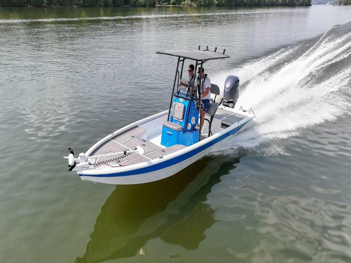 2025 Avid Boats 23 FSX Base