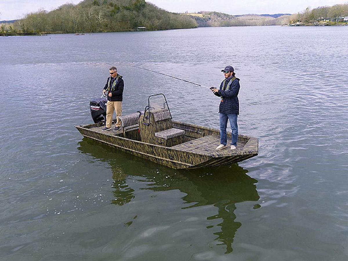 2026 Lowe Boats RX2070 CC Base