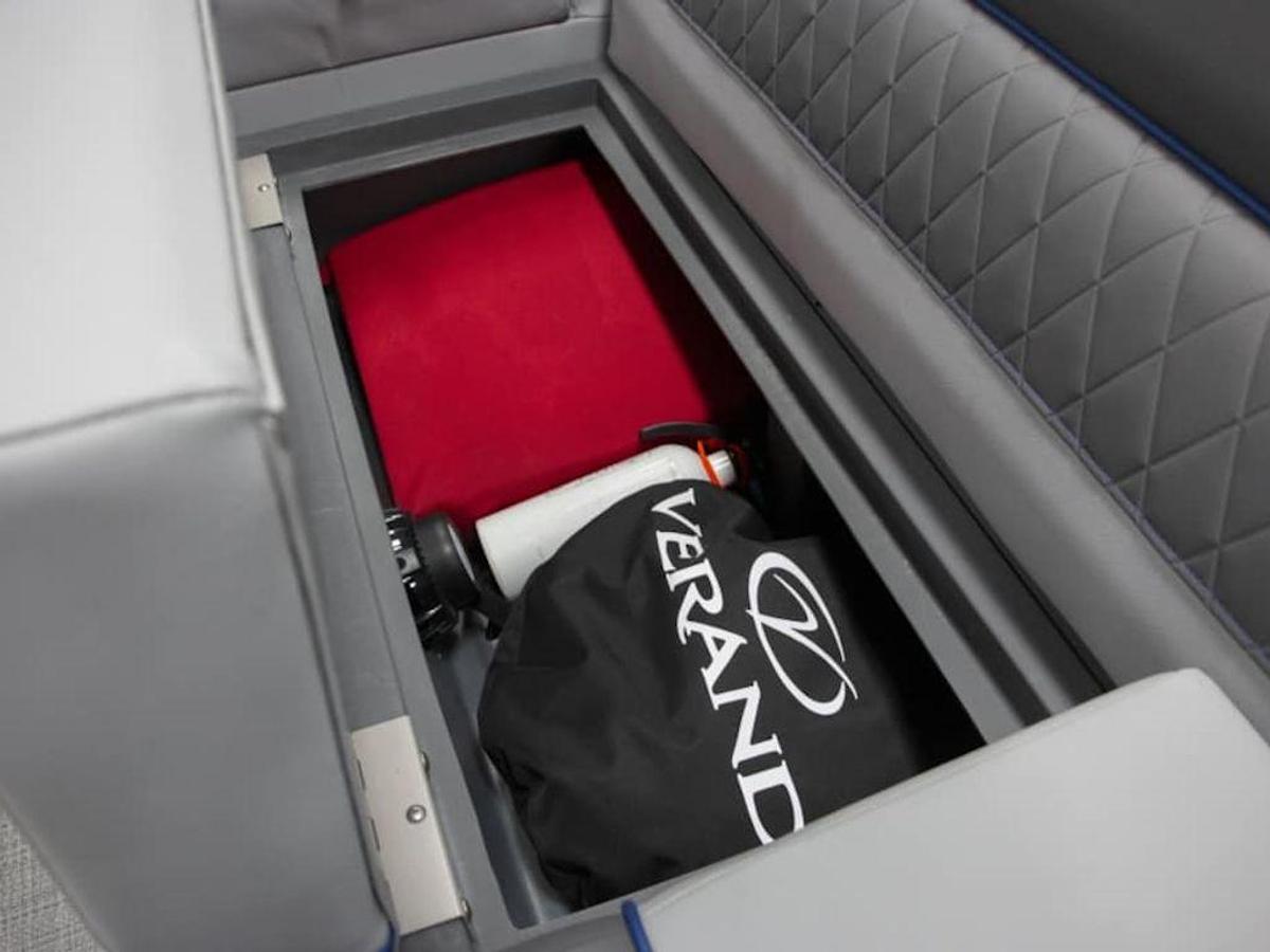 2025 Veranda VS25RC Tri-Toon