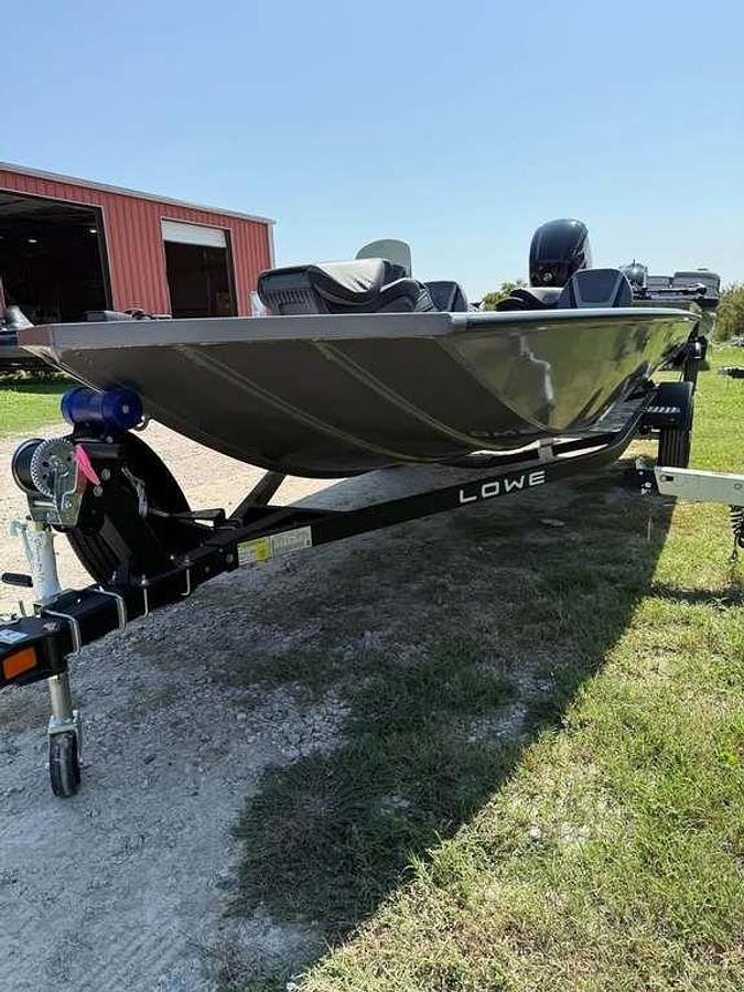 2026 Lowe Boats Stinger 175C