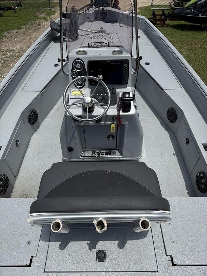 Used 2019 Excel Boats Bay Pro 230