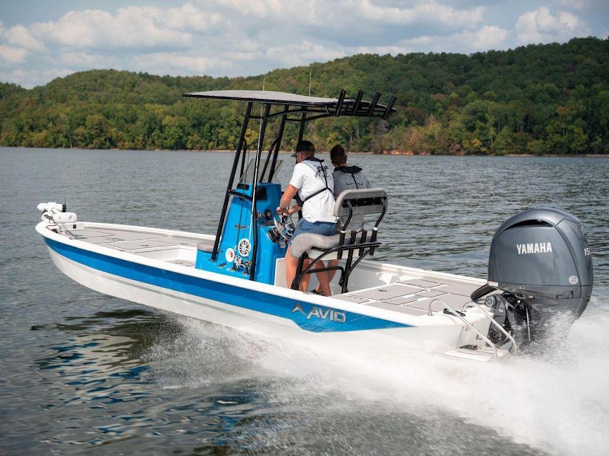 2025 Avid Boats 23 FSX Base