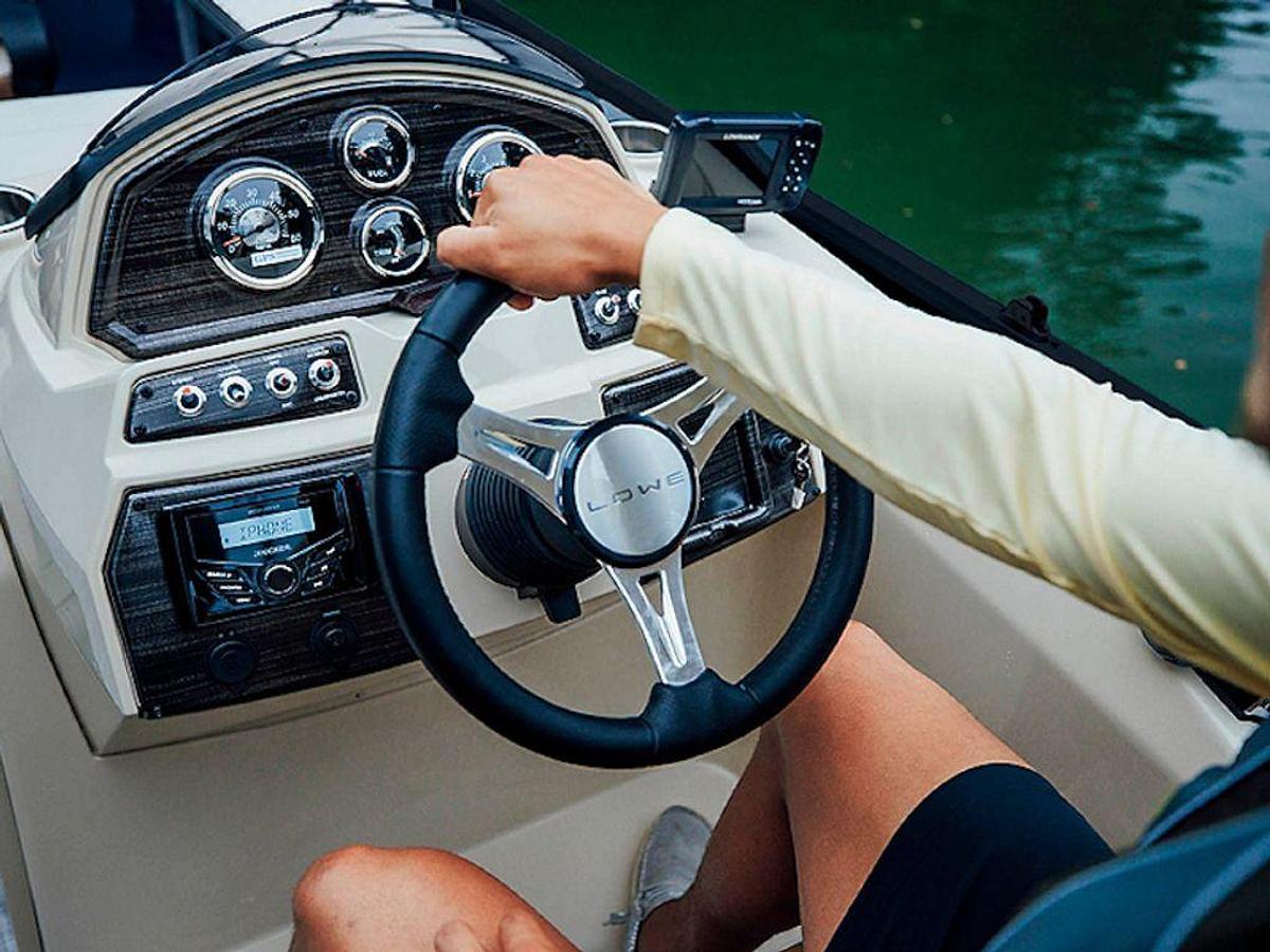 2026 Lowe Boats SF234 Base