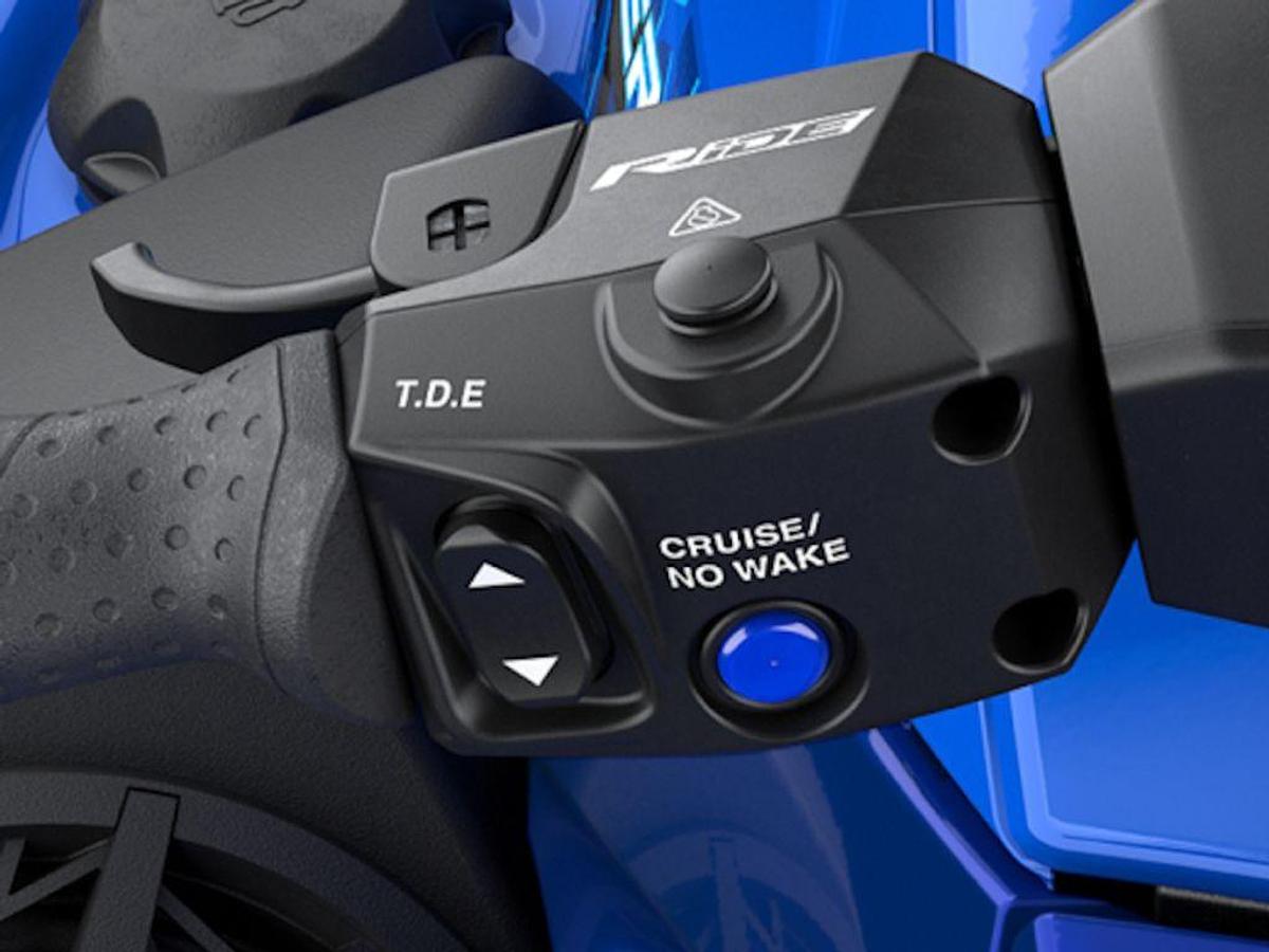 2026 Yamaha WaveRunners VX® Limited Base