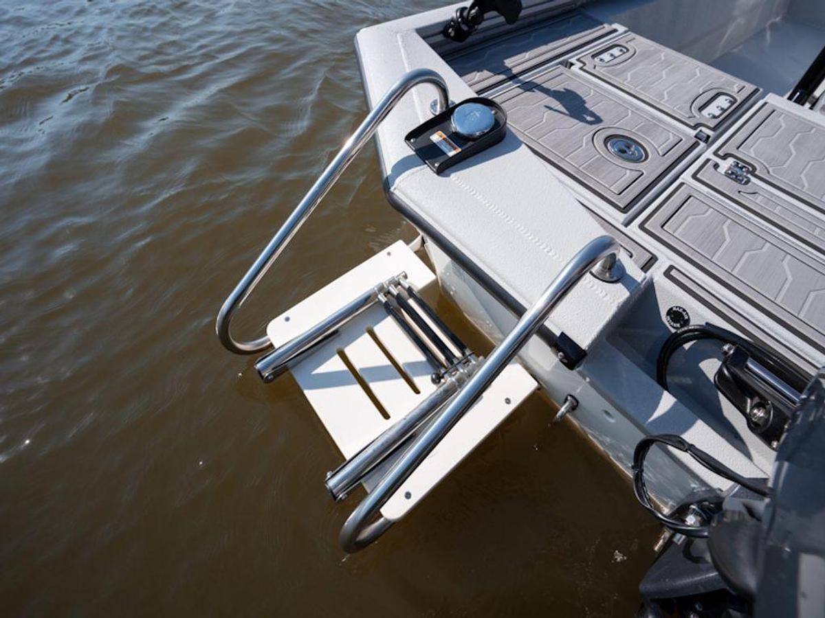 2025 Avid Boats 21 Mag Base