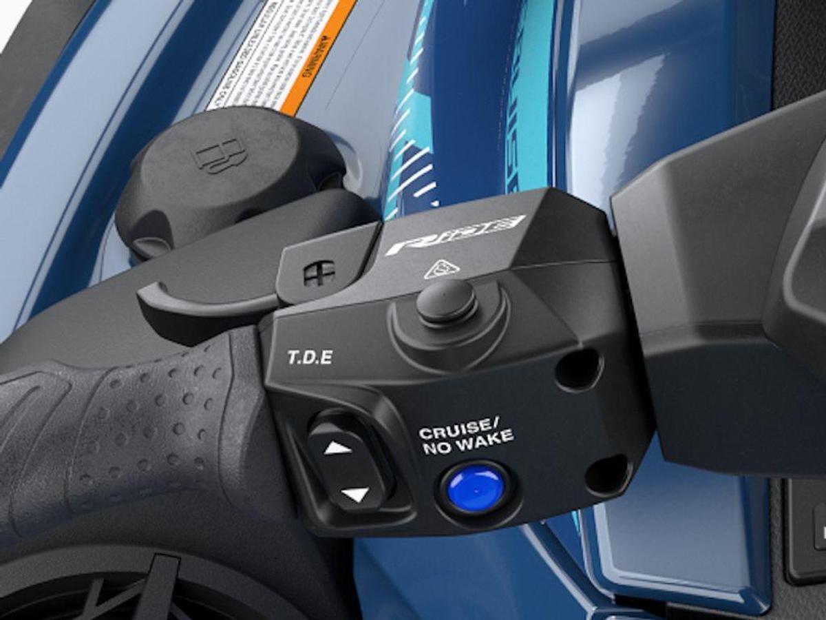 2026 Yamaha WaveRunners VX Cruiser® with Audio Base