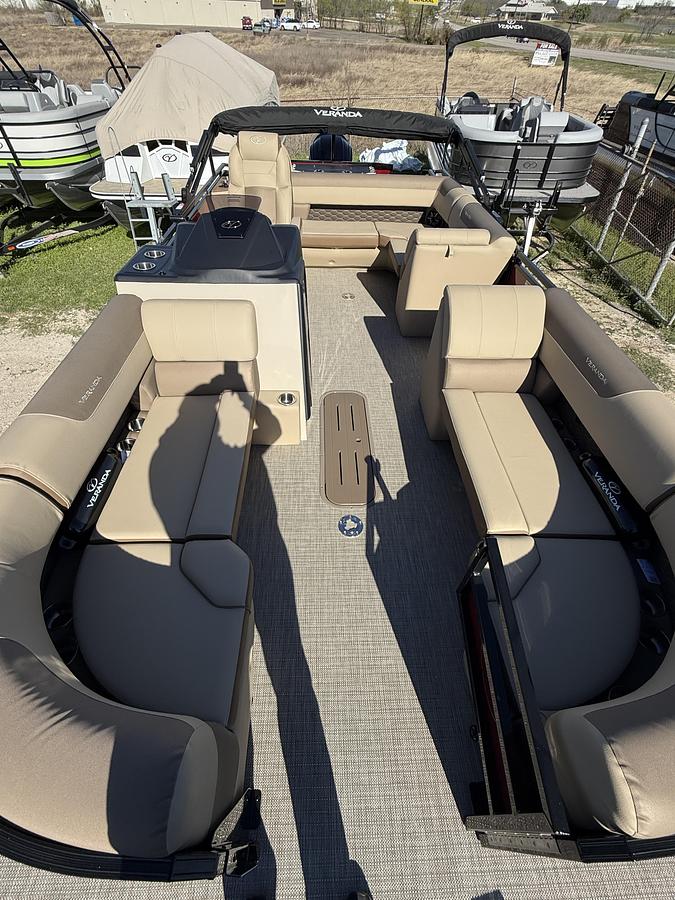 2026 Veranda VR235F2