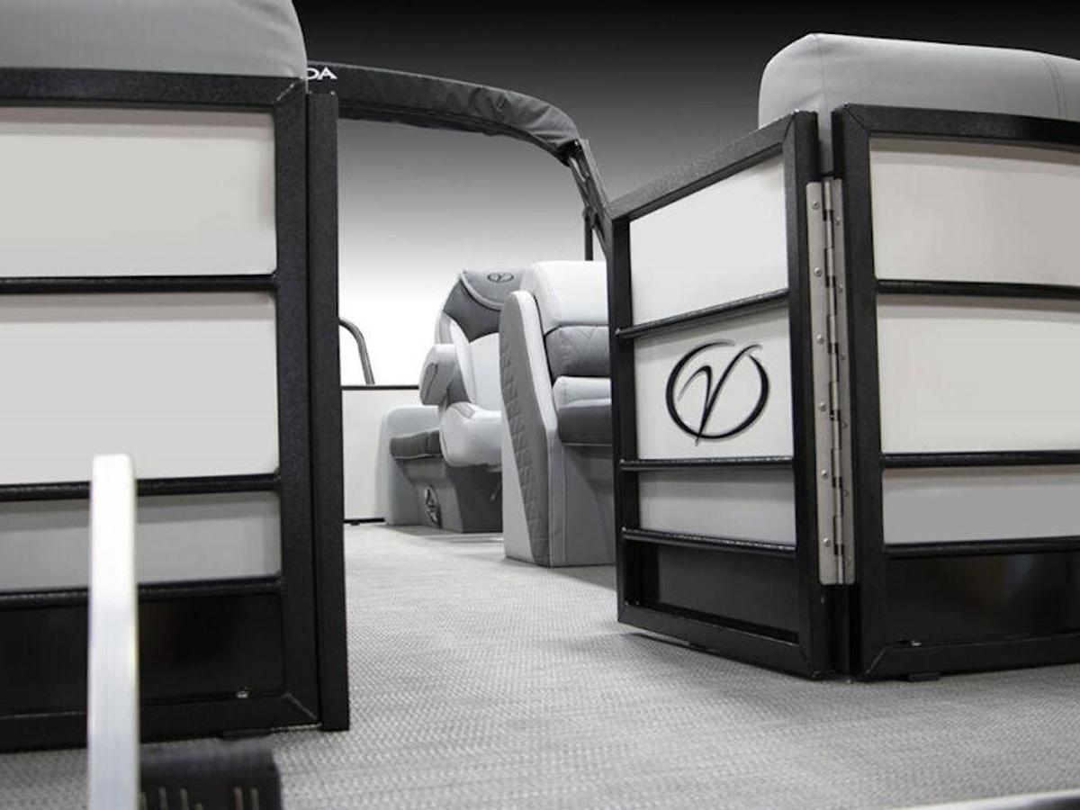 2025 Veranda VS20RC Tri-Toon