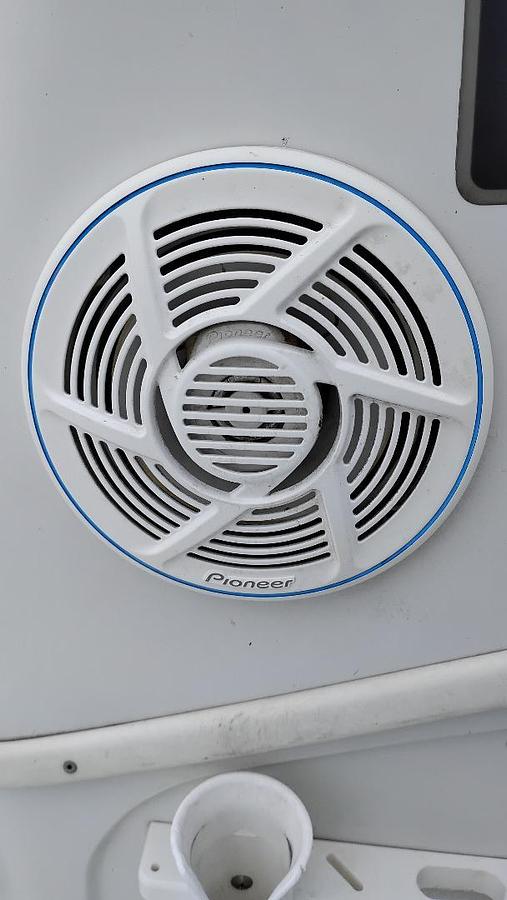 Used 2005 Champion 190 Bay