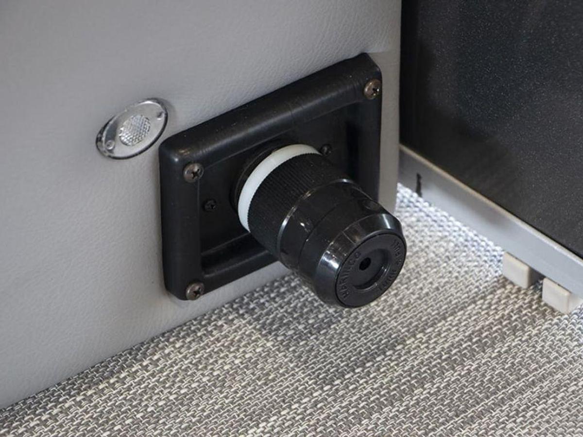 2025 Veranda VF22F4 Luxury Bi-Toon