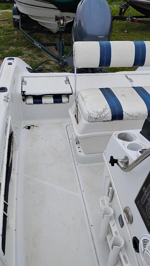 Used 2005 Champion 190 Bay