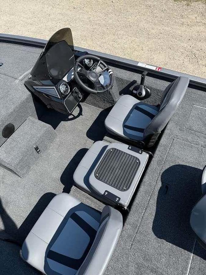 2026 Lowe Boats Stinger 175C