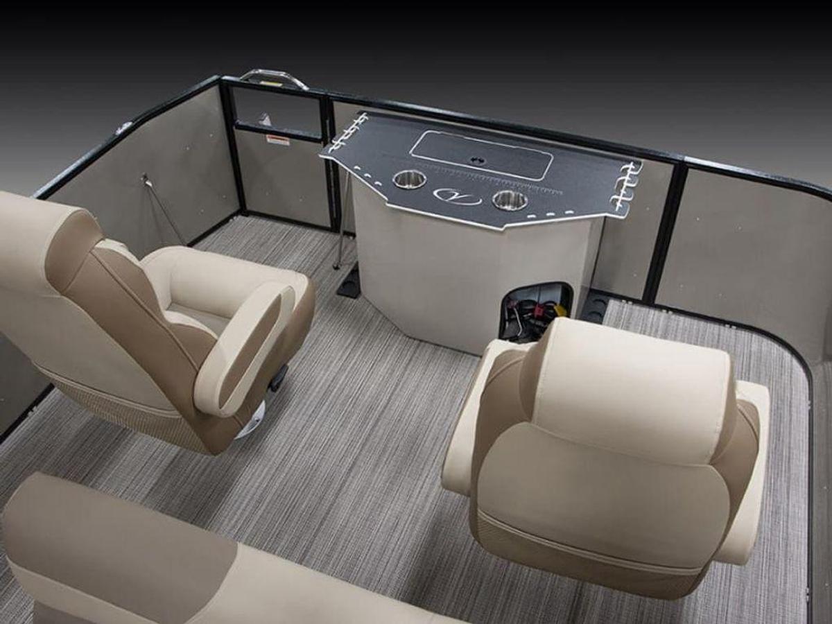 2025 Veranda VF25F2plus2 Luxury Tri-Toon