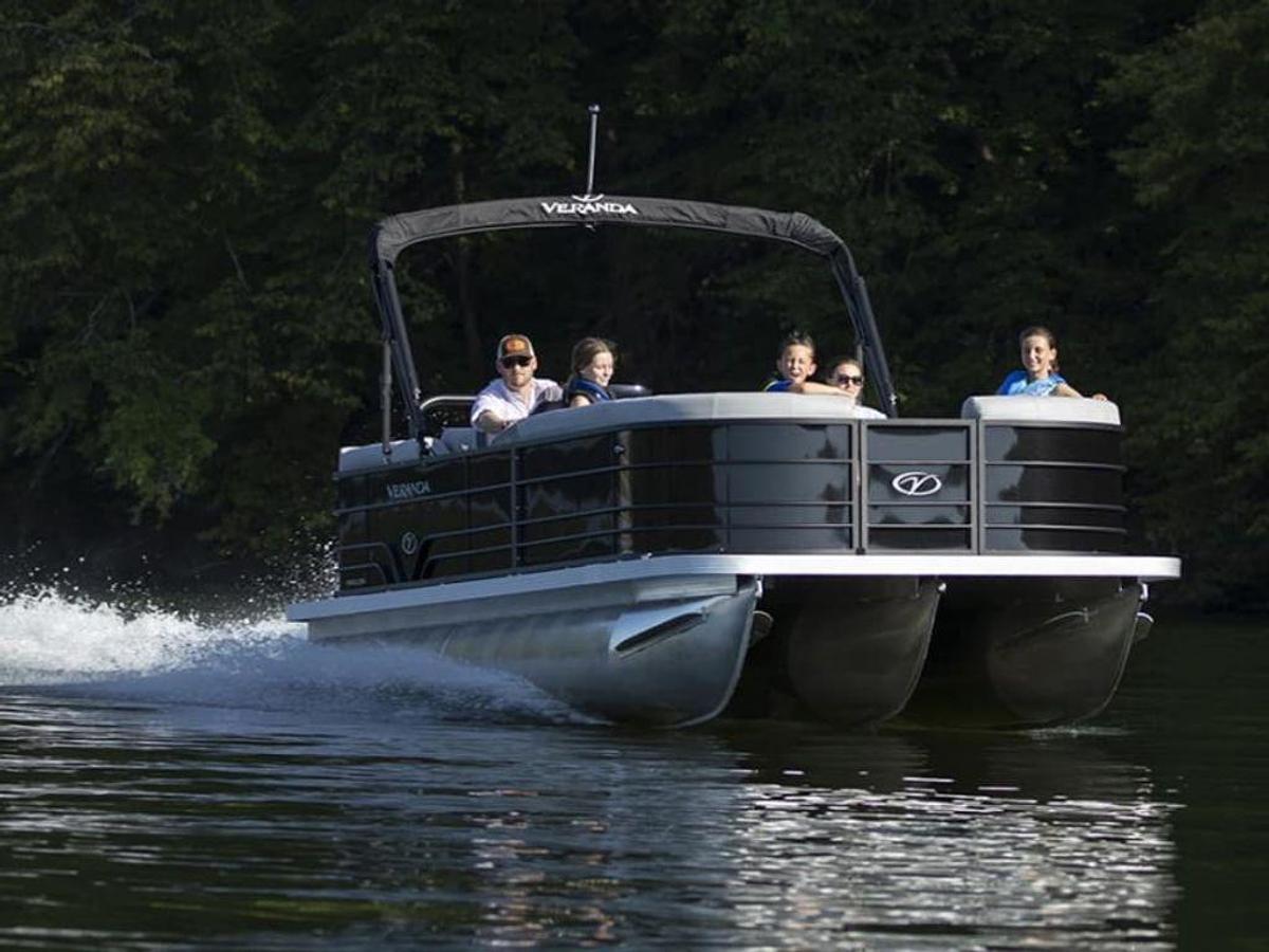 2025 Veranda Vista22RC Tri-Toon