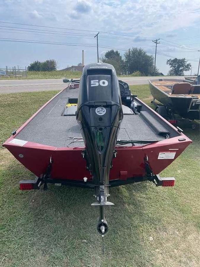 2026 Lowe Boats Skorpion 17