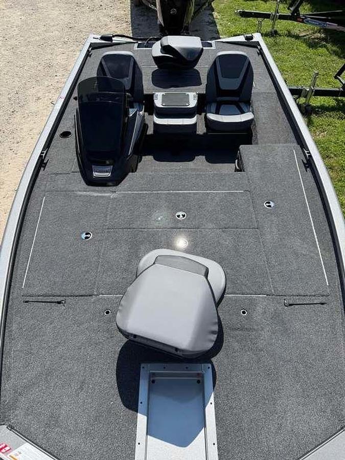 2026 Lowe Boats Stinger 175C
