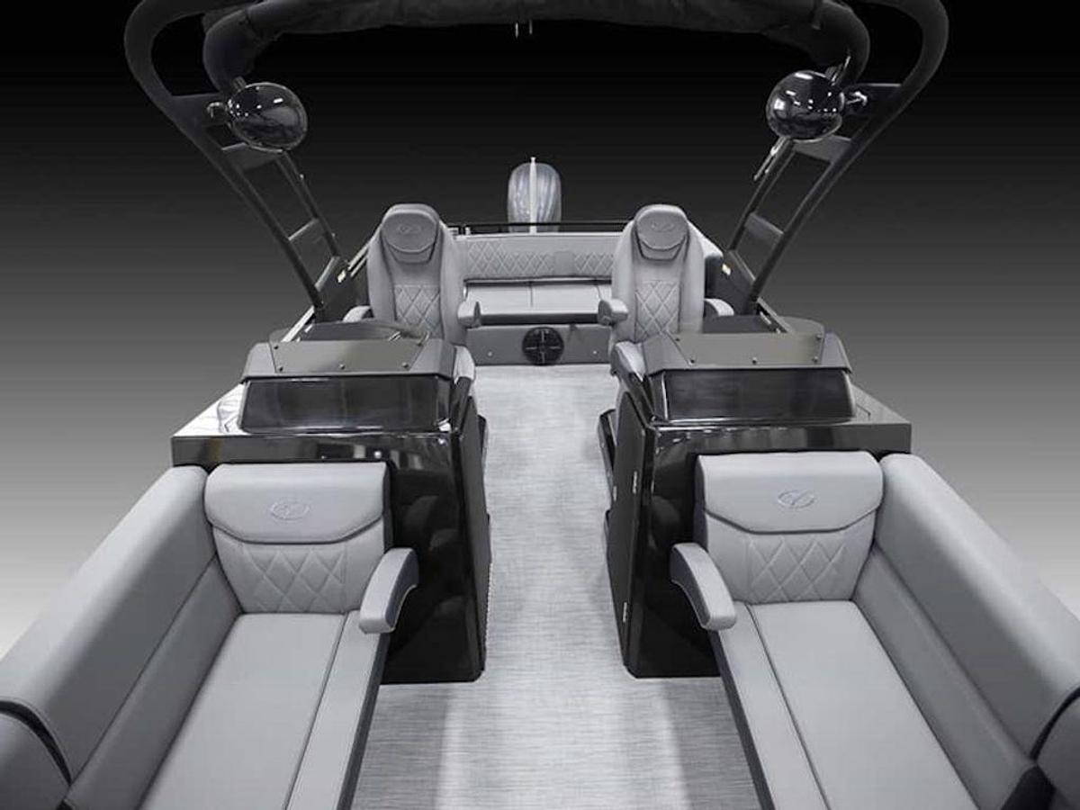 2025 Veranda VX25DCVL Luxury Tri-Toon