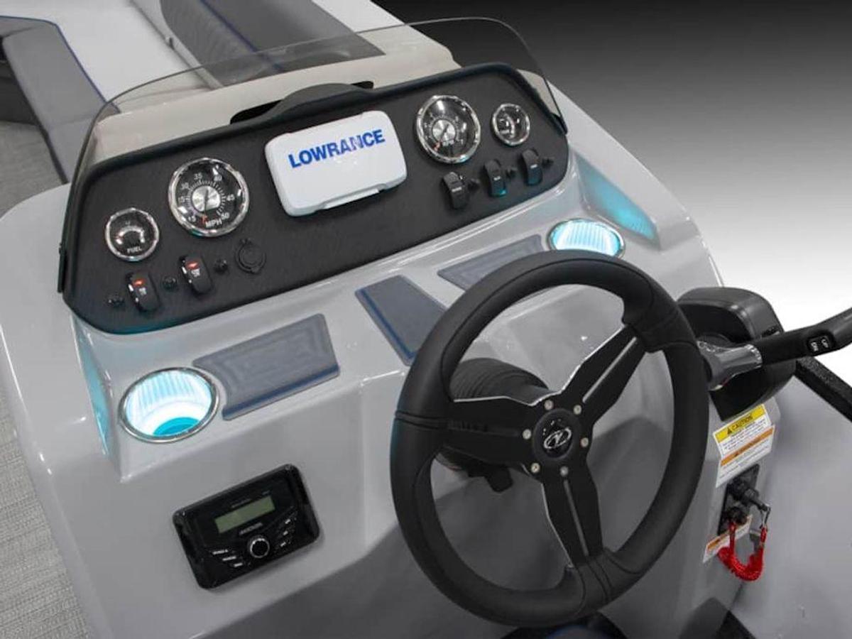 2025 Veranda VS25RC Tri-Toon