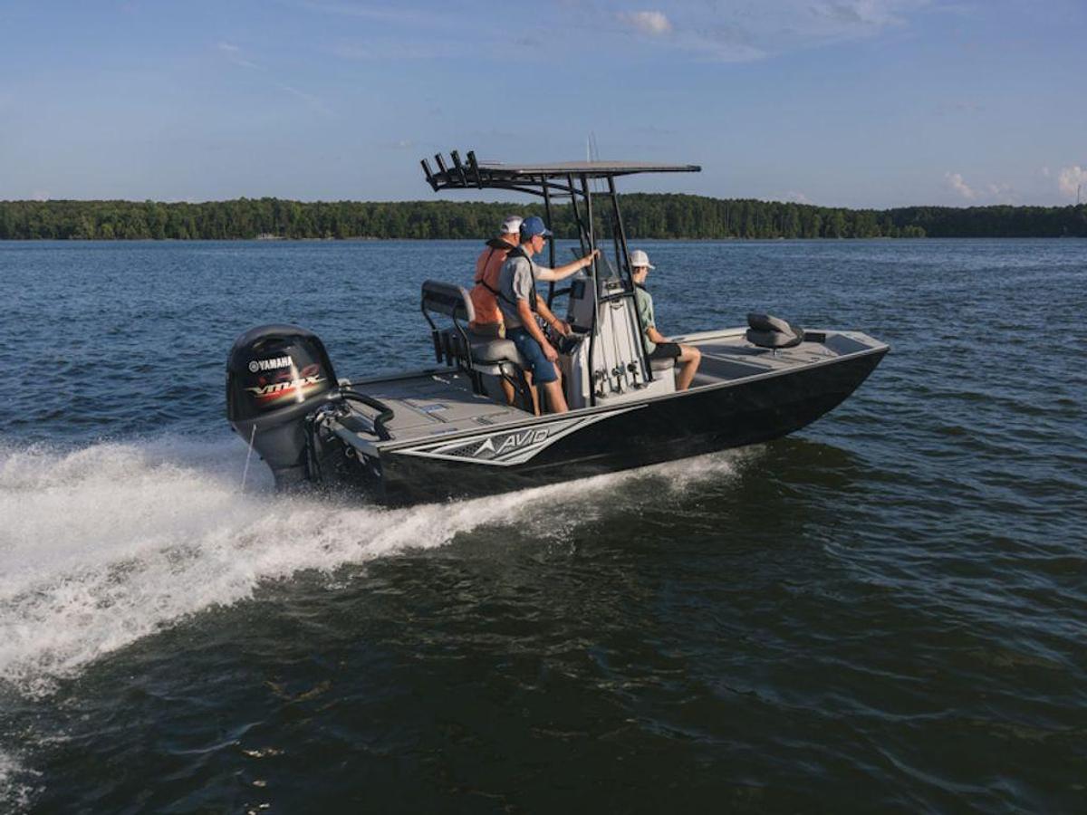 2025 Avid Boats 20 Rogue CC Base