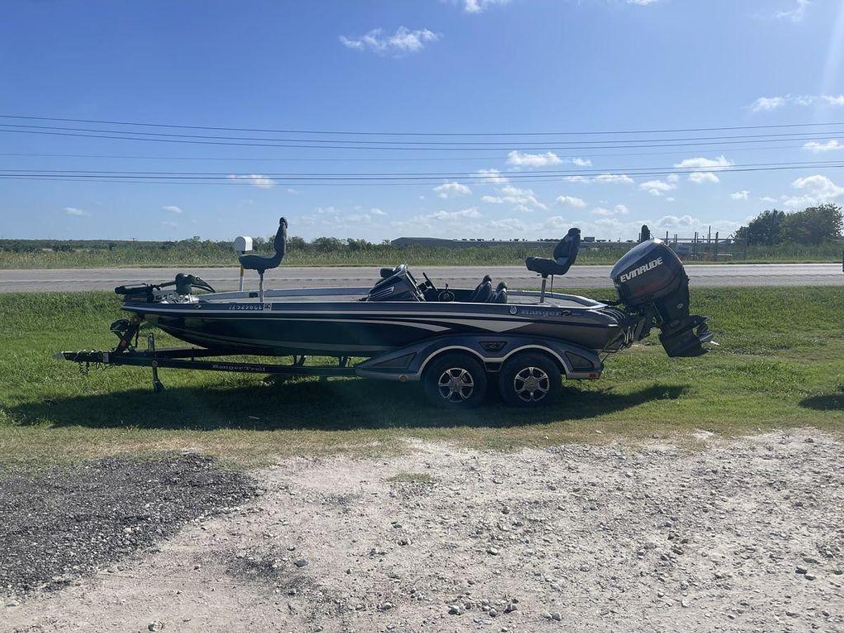 Used 2015 Ranger Boats Z520C