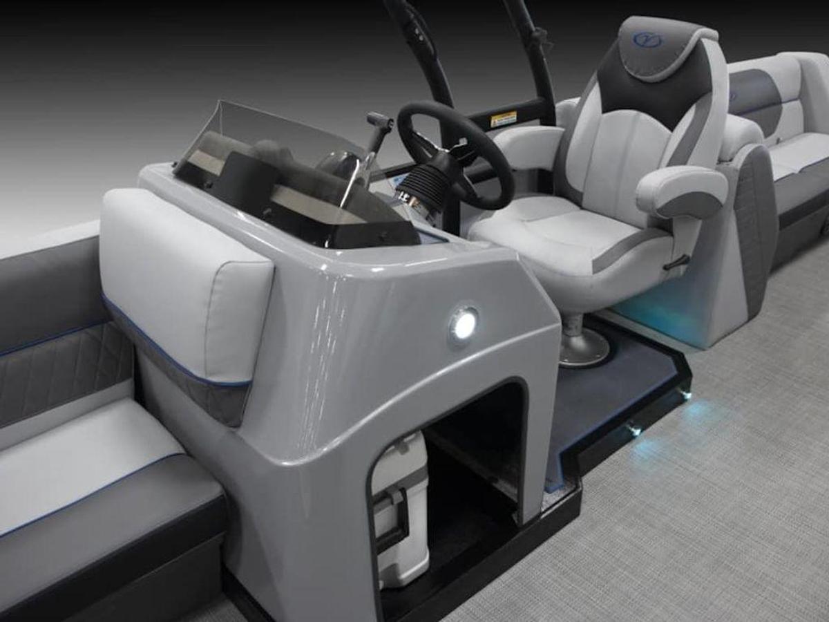 2025 Veranda VS25RC Tri-Toon