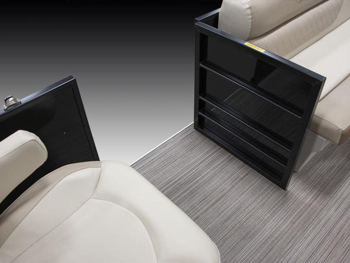 2025 Veranda Vista22RC Tri-Toon