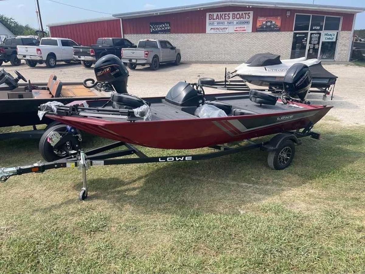 2026 Lowe Boats Skorpion 17