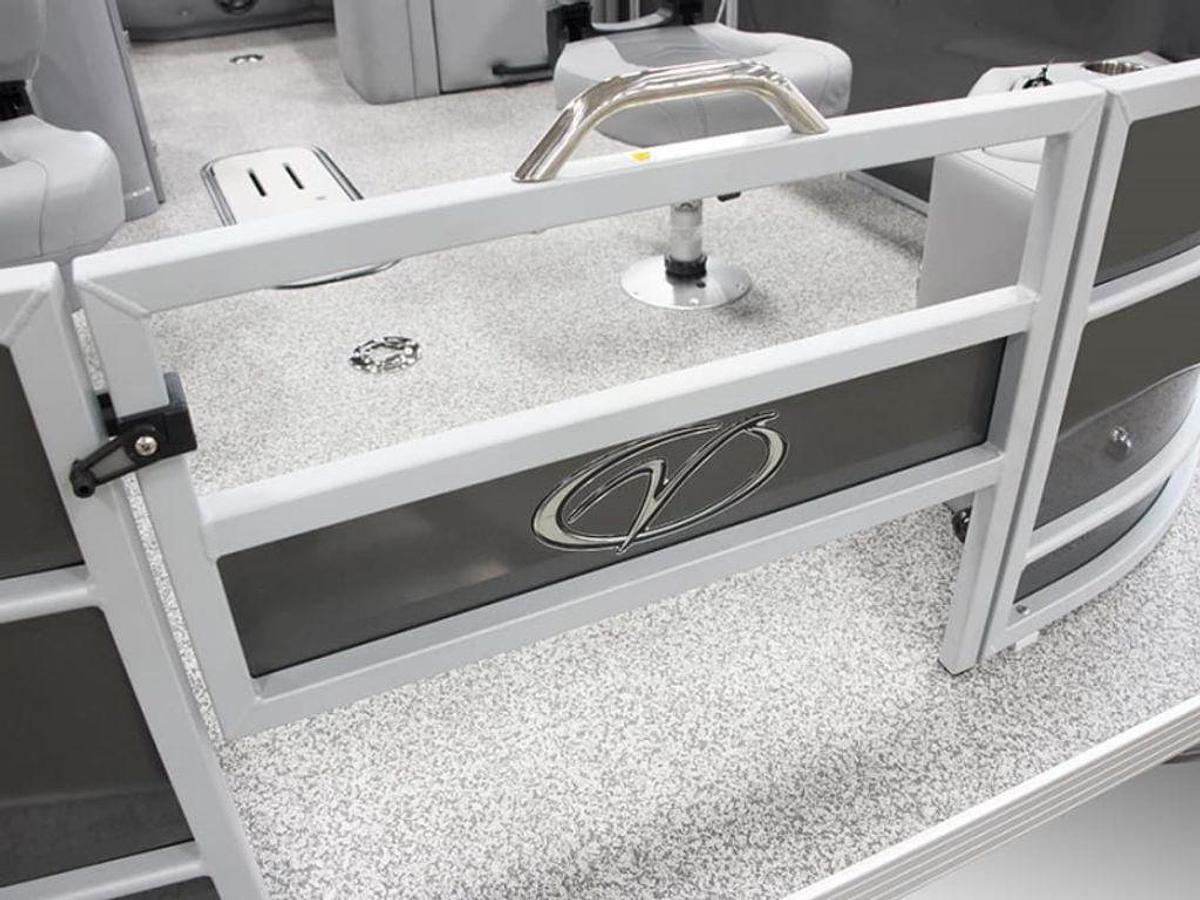 2025 Veranda VF20F4 Deluxe Tri-toon