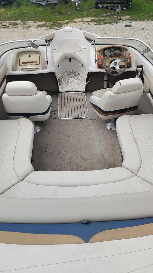 Used 2000 LARSON 226LXI SPTU