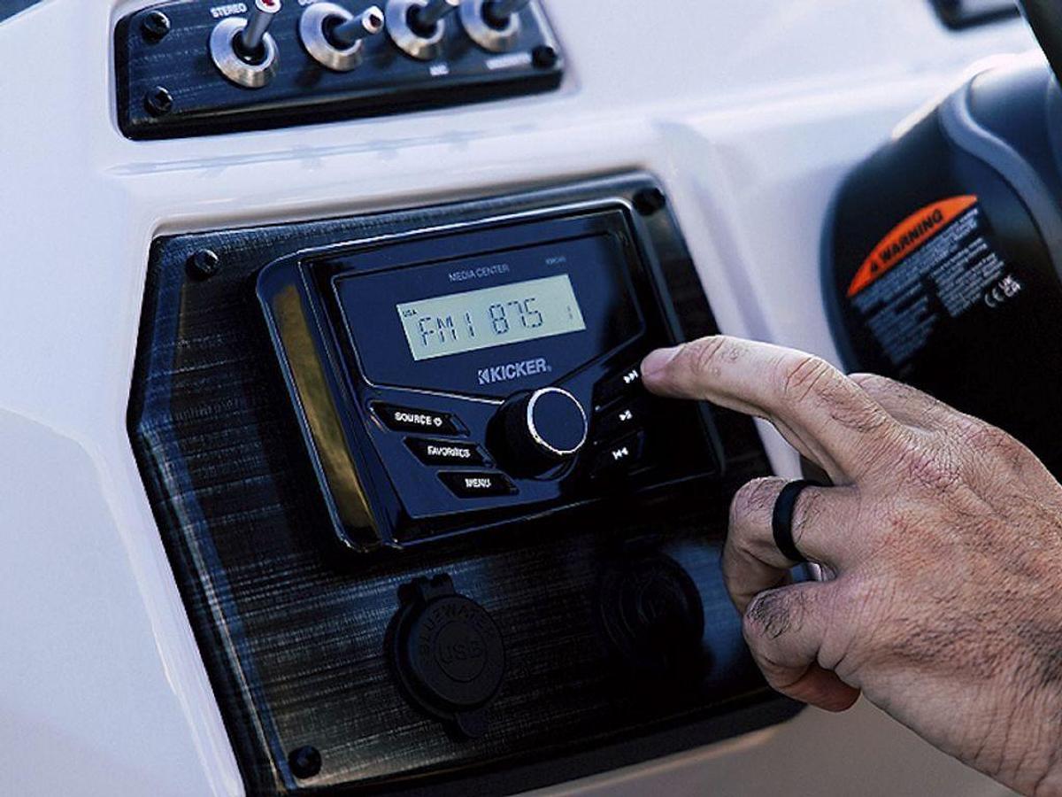 2026 Lowe Boats SS 230 WT TLX