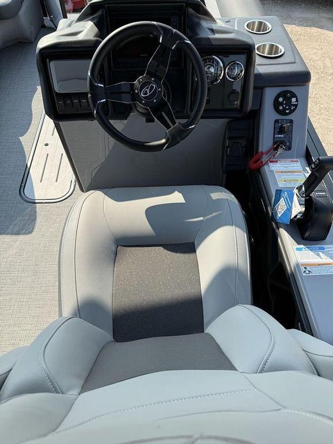 2026 Veranda VR22RC Tri-Toon