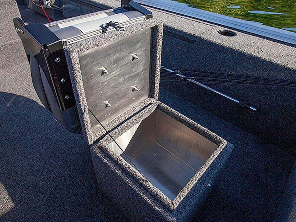 2026 Lowe Boats Skorpion SS Base