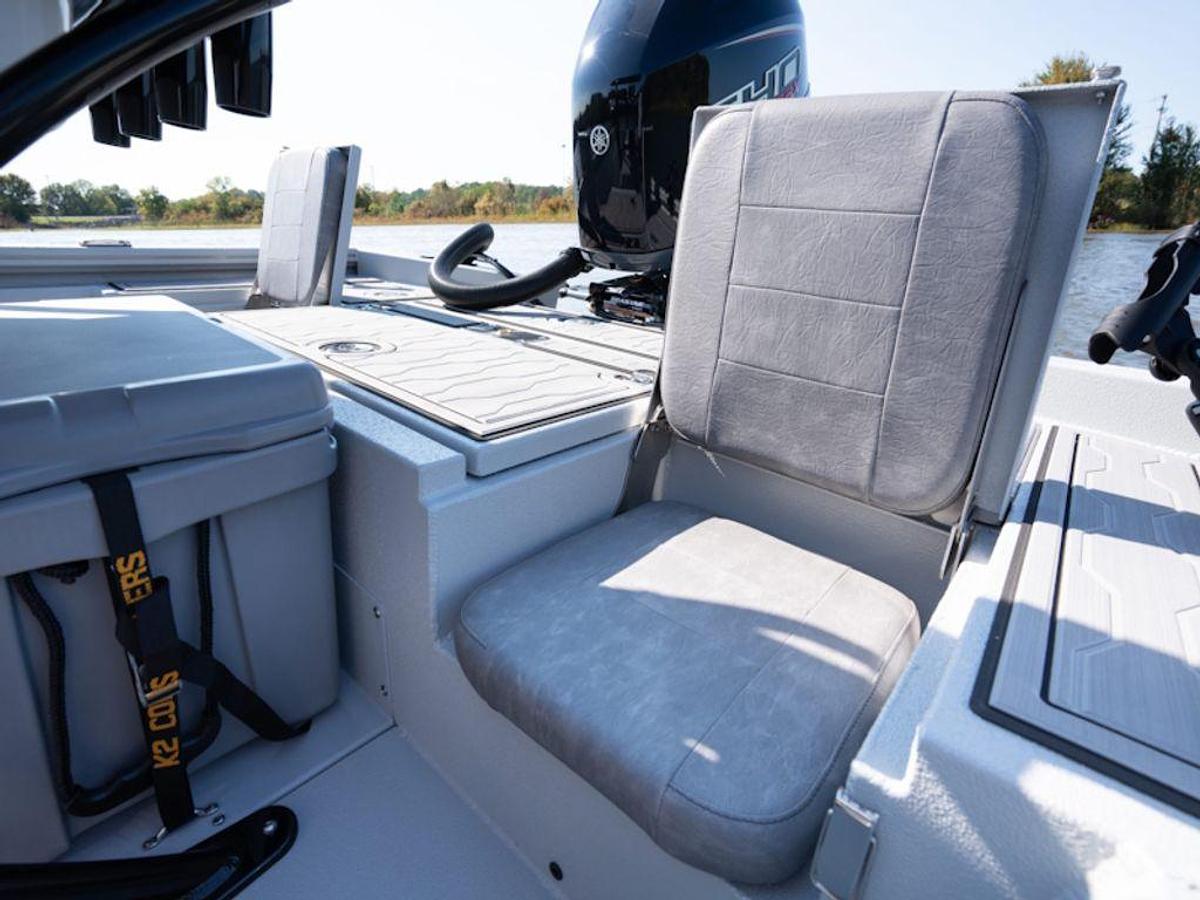 2025 Avid Boats 21 Mag Base