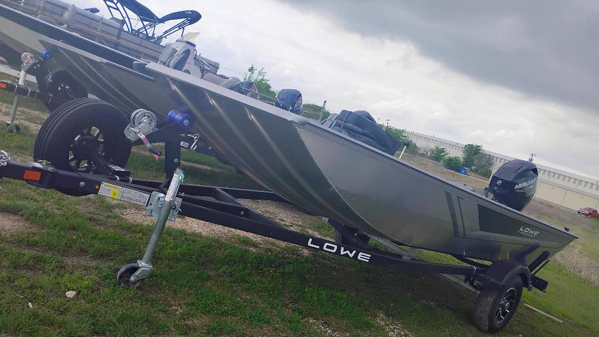Used 2026 Lowe Boats Skorpion 16 SS