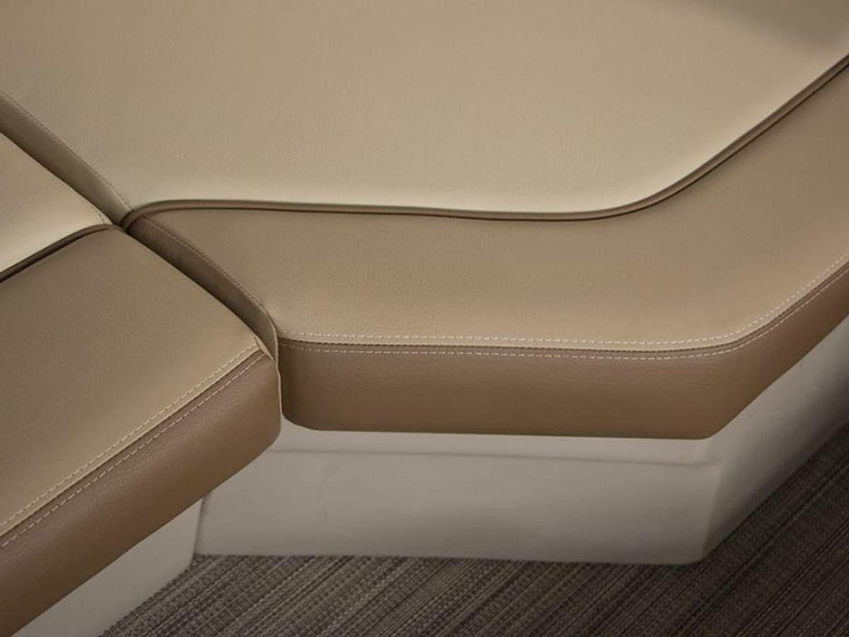 2025 Veranda Vista22RC Tri-Toon