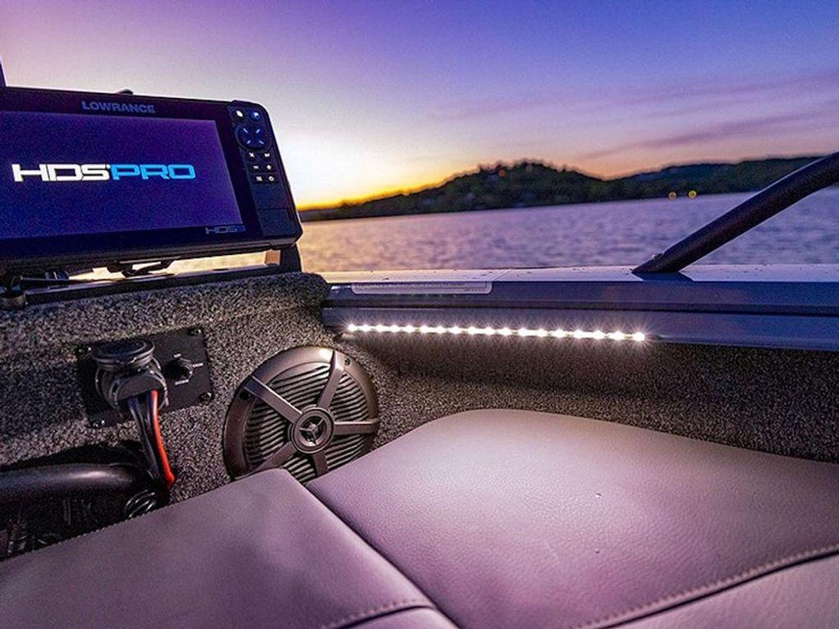 2026 Lowe Boats FS1875 Base